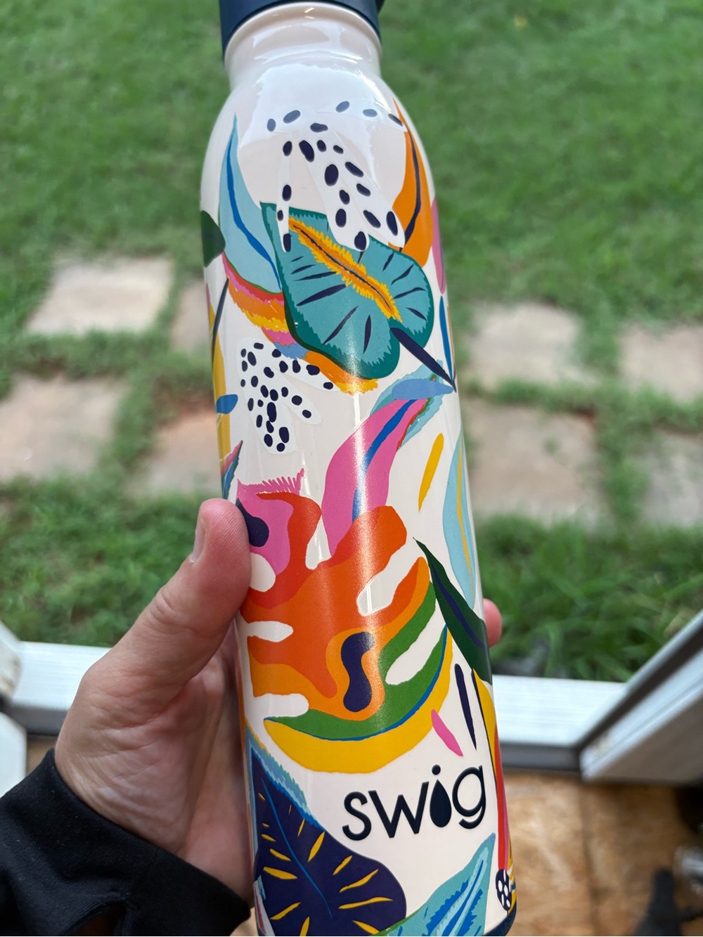 Swig Floral Multi-Color Insulated Bottle - White High School College Career Gym